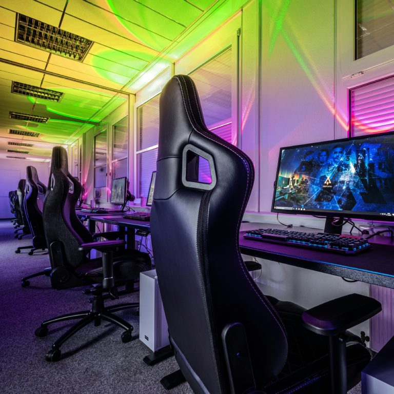 ella-don-LJpbF2GmSx4-unsplash