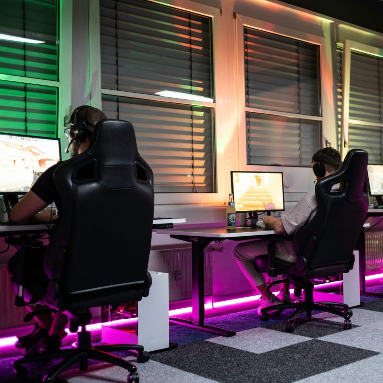 ella-don-oXhi-i0N7TE-unsplash